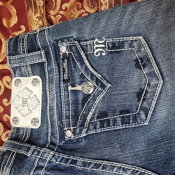 (J12) Miss Me Bermuda Juniors sz 14 - Picture 5 of 8